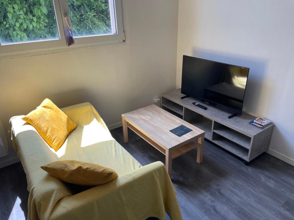 Immeuble Les Perdrix Apartment Quimper Exterior photo